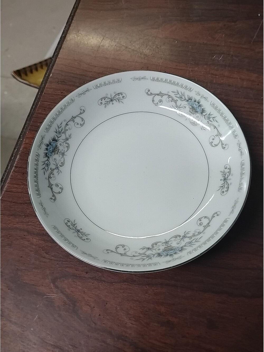 Fine Porcelain China Diane Japan Berrie Dessert Bowl Dish Tableware Floral Blue